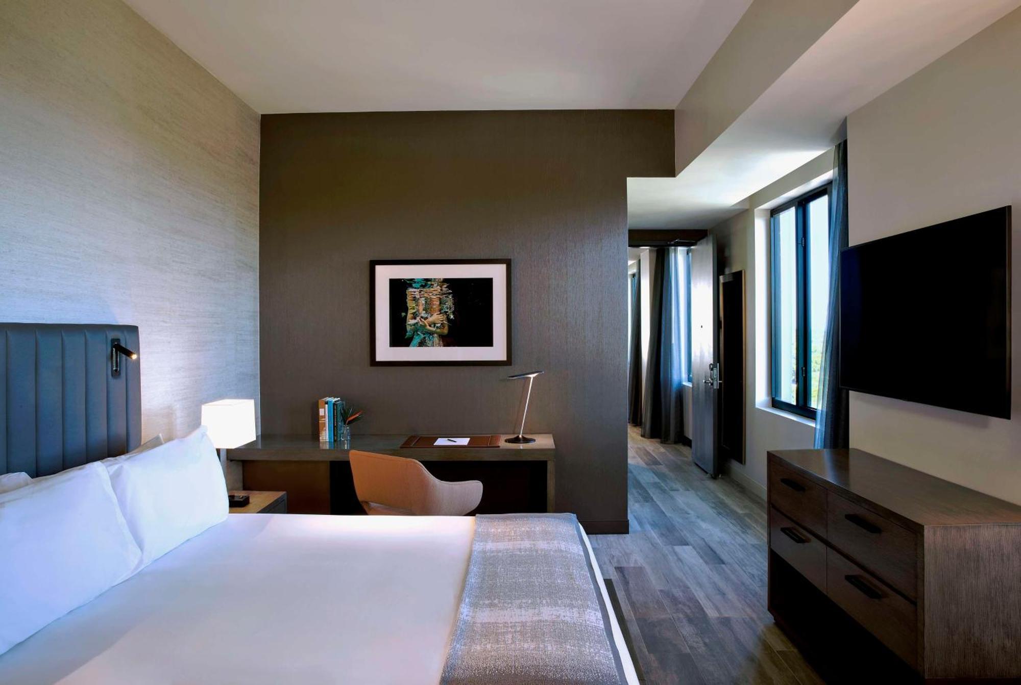 Thesis Hotel Miami Coral Gables, Curio Collection By Hilton Экстерьер фото